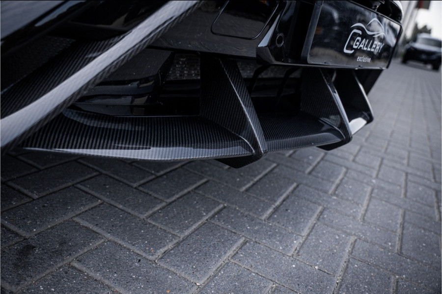 Lamborghini Urus 4.0 V8 - Akrapovic l Carbon | B&O Advanced l Panorama