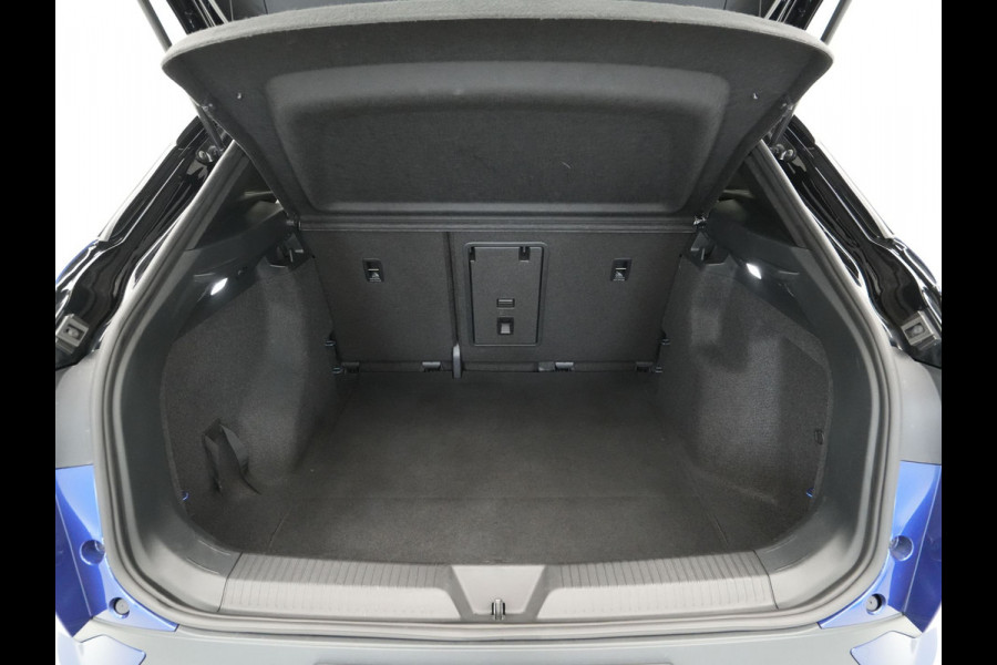 Volkswagen ID.4 First 77 kWh Navigatie Camera Acc Stoelverwarming Carplay 65