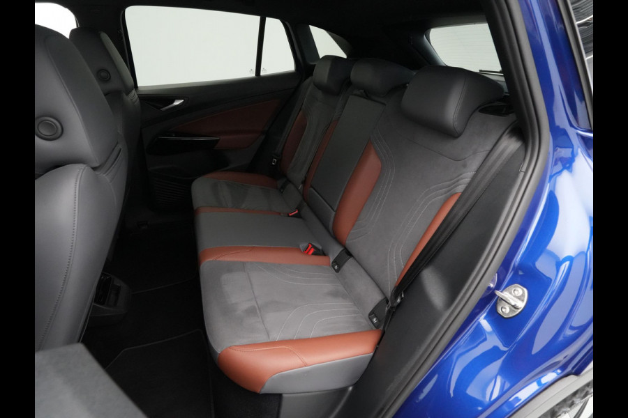 Volkswagen ID.4 First 77 kWh Navigatie Camera Acc Stoelverwarming Carplay 65