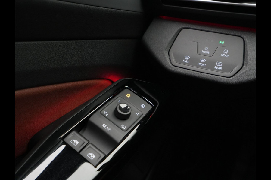 Volkswagen ID.4 First 77 kWh Navigatie Camera Acc Stoelverwarming Carplay 65