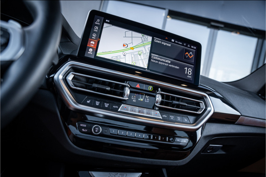 BMW X3 xDrive30e - M Sport | H&K | Elek. Trekhaak | Memory | 360 Camera