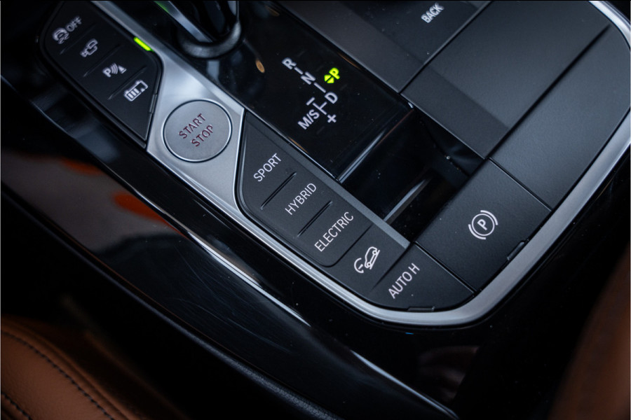 BMW X3 xDrive30e - M Sport | H&K | Elek. Trekhaak | Memory | 360 Camera
