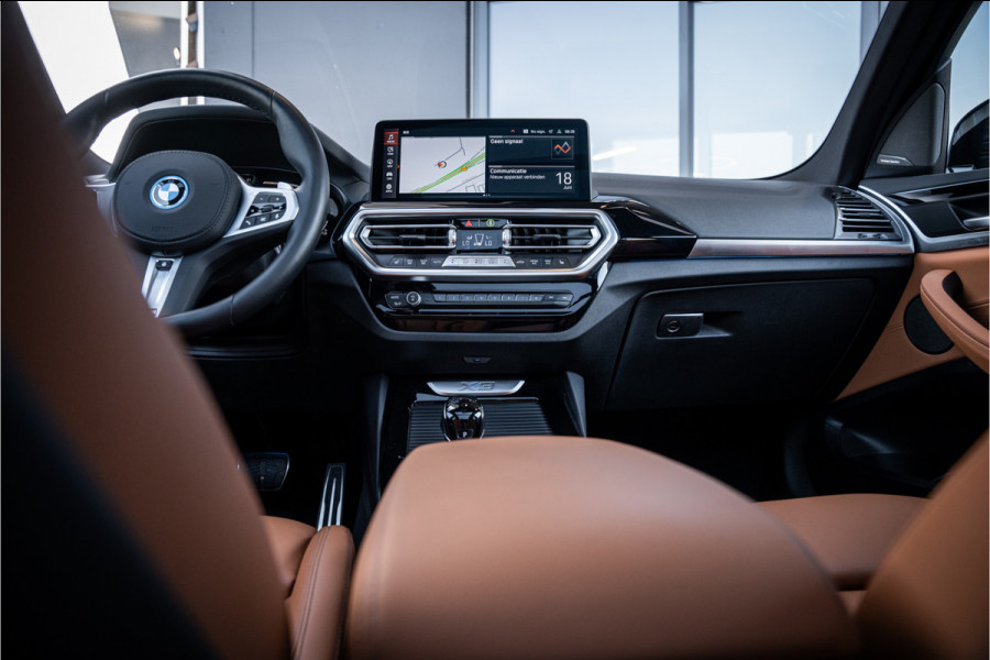 BMW X3 xDrive30e - M Sport | H&K | Elek. Trekhaak | Memory | 360 Camera
