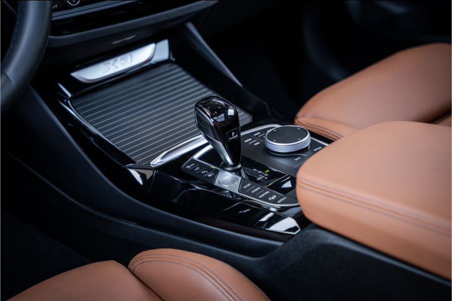 BMW X3 xDrive30e - M Sport | H&K | Elek. Trekhaak | Memory | 360 Camera