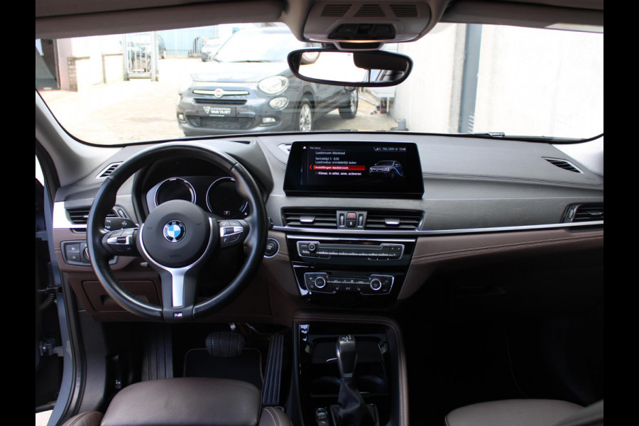 BMW X2 xDrive25e High Executive | ELEKTRISCH SCHUIFDAK | HARMAN KARDON | SOH 90% |