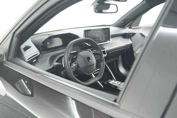 Peugeot 2008 Hybrid 136 e-DCS6 Allure | 360 Camera | Adaptieve Cruise Control | Dodehoekdetectie | Navigatie