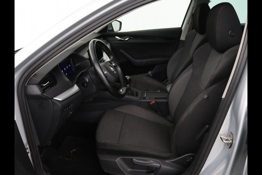 Škoda Octavia Combi 1.0 TSI Business Edition | Stoelverwarming | Trekhaak | Adaptive cruise | Elektrische achterklep | Carplay | Sfeerverlichting