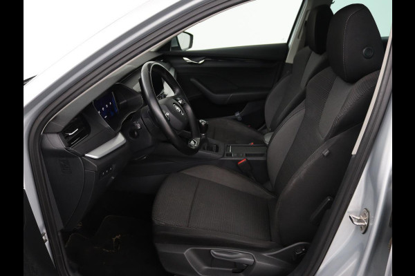 Škoda Octavia Combi 1.0 TSI Business Edition | Stoelverwarming | Trekhaak | Adaptive cruise | Elektrische achterklep | Carplay | Sfeerverlichting
