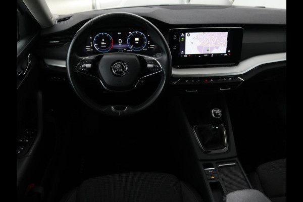 Škoda Octavia Combi 1.0 TSI Business Edition | Stoelverwarming | Trekhaak | Adaptive cruise | Elektrische achterklep | Carplay | Sfeerverlichting