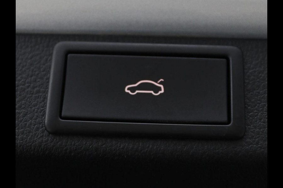 Škoda Octavia Combi 1.0 TSI Business Edition | Stoelverwarming | Trekhaak | Adaptive cruise | Elektrische achterklep | Carplay | Sfeerverlichting