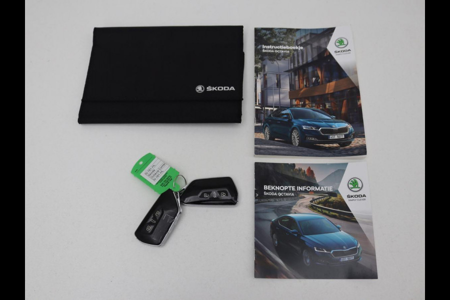 Škoda Octavia Combi 1.0 TSI Business Edition | Stoelverwarming | Trekhaak | Adaptive cruise | Elektrische achterklep | Carplay | Sfeerverlichting