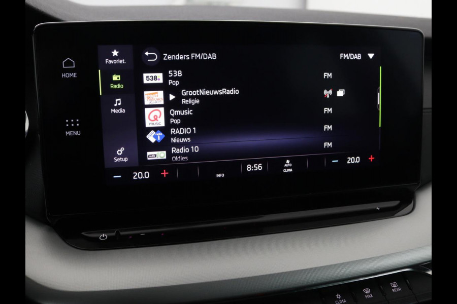 Škoda Octavia Combi 1.0 TSI Business Edition | Stoelverwarming | Trekhaak | Adaptive cruise | Elektrische achterklep | Carplay | Sfeerverlichting