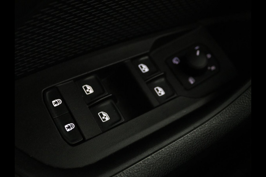Škoda Octavia Combi 1.0 TSI Business Edition | Stoelverwarming | Trekhaak | Adaptive cruise | Elektrische achterklep | Carplay | Sfeerverlichting