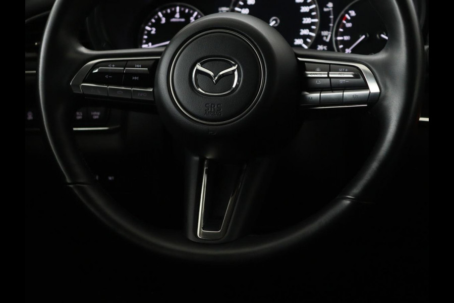 Mazda CX-30 2.0 e-SkyActiv-X M Hybrid Luxury | Leder | Camera | Stoel & Stuurverwarming | Head-up | Lane assist | Trekhaak | Bose audio
