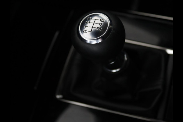 Mazda CX-30 2.0 e-SkyActiv-X M Hybrid Luxury | Leder | Camera | Stoel & Stuurverwarming | Head-up | Lane assist | Trekhaak | Bose audio