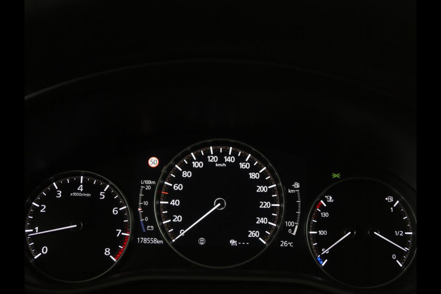 Mazda CX-30 2.0 e-SkyActiv-X M Hybrid Luxury | Leder | Camera | Stoel & Stuurverwarming | Head-up | Lane assist | Trekhaak | Bose audio