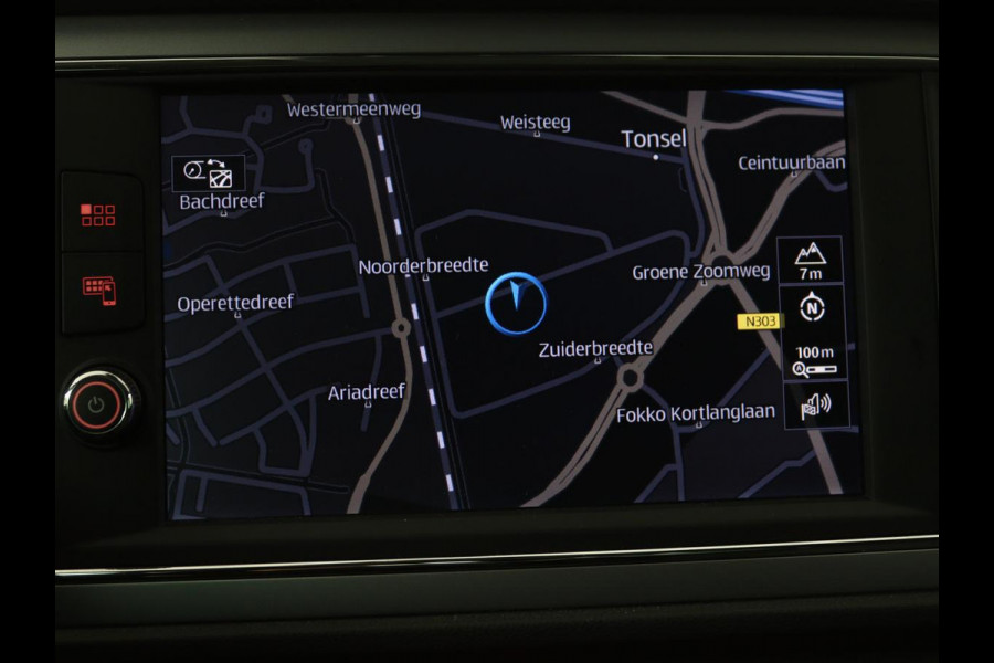 Seat Leon 1.0 EcoTSI Style Business Intense | 1e eigenaar | DSG automaat | Camera | Stoelverwarming | Carplay | Virtual cockpit