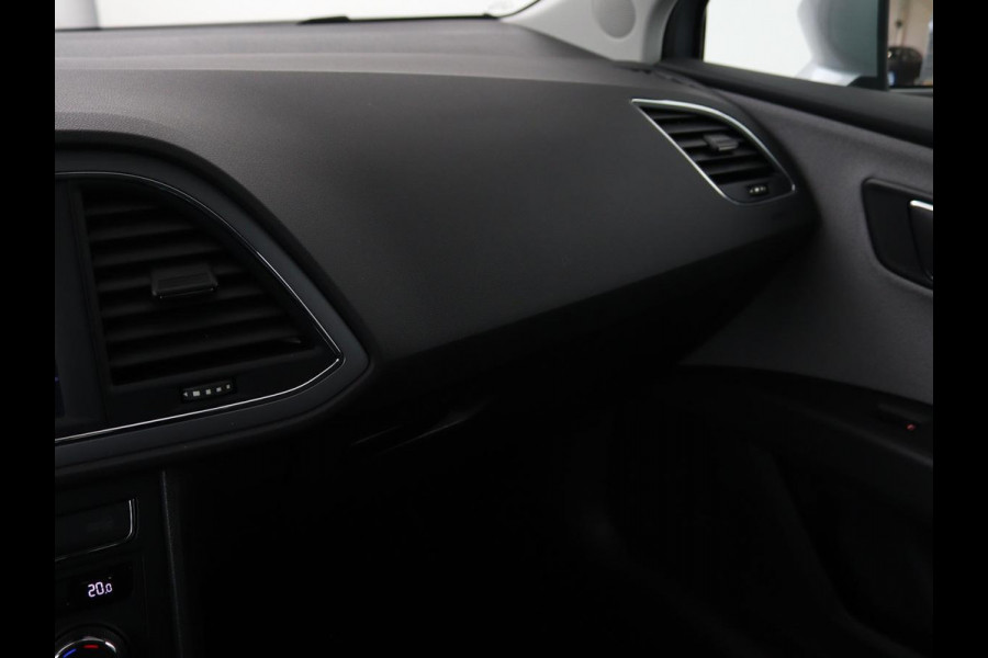 Seat Leon 1.0 EcoTSI Style Business Intense | 1e eigenaar | DSG automaat | Camera | Stoelverwarming | Carplay | Virtual cockpit