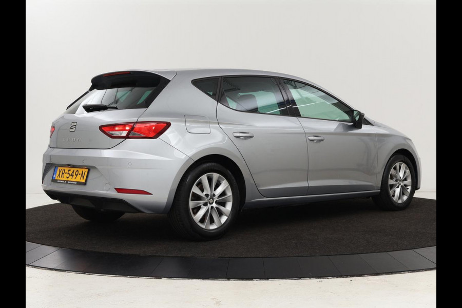Seat Leon 1.0 EcoTSI Style Business Intense | 1e eigenaar | DSG automaat | Camera | Stoelverwarming | Carplay | Virtual cockpit