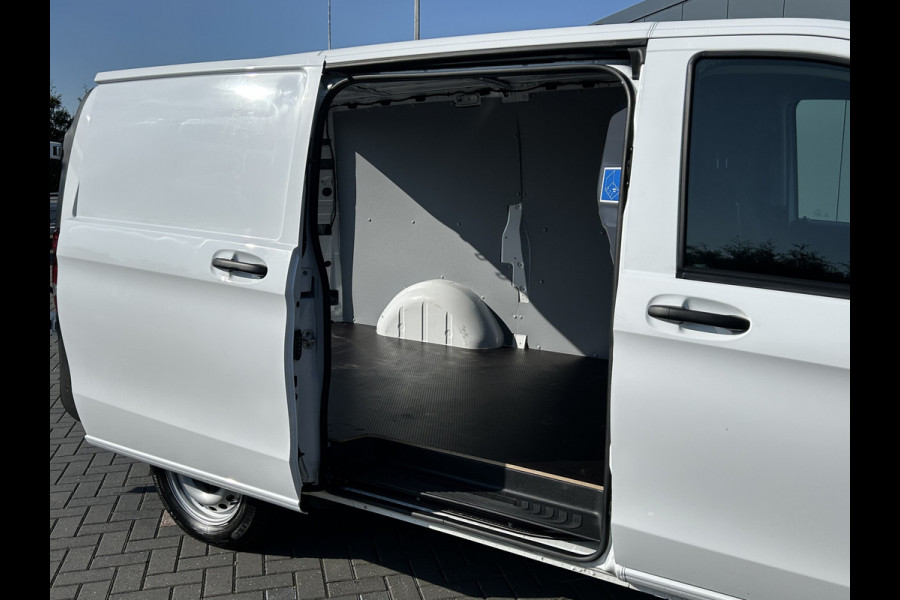 Mercedes-Benz Vito 116 CDI 164 PK / L2H1 / 1e EIG. / TREKHAAK / AIRCO / CRUISE / NAVI / CAMERA