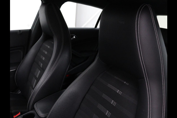 Mercedes-Benz CLA-Klasse Shooting Brake 180 Business Solution | Stoelverwarming | Camera | Bleutooth | Navigatie | LMV 18 inch | Sportstoelen | Half leder
