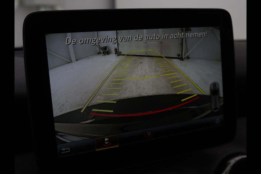 Mercedes-Benz CLA-Klasse Shooting Brake 180 Business Solution | Stoelverwarming | Camera | Bleutooth | Navigatie | LMV 18 inch | Sportstoelen | Half leder