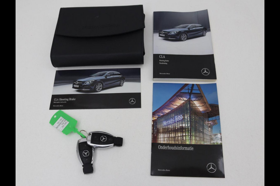 Mercedes-Benz CLA-Klasse Shooting Brake 180 Business Solution | Stoelverwarming | Camera | Bleutooth | Navigatie | LMV 18 inch | Sportstoelen | Half leder