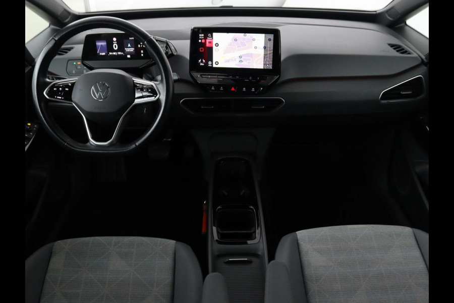 Volkswagen ID.3 Life 58 kWh | Stoel & Stuurverwarming | Adaptive cruise | Carplay | Navigatie | PDC | Climate control | Sfeerverlichting