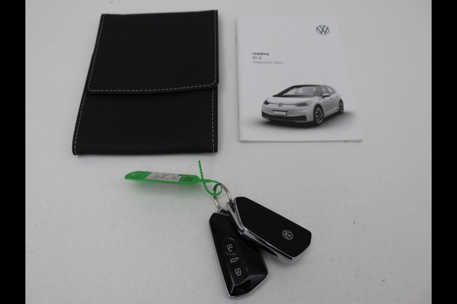 Volkswagen ID.3 Life 58 kWh | Stoel & Stuurverwarming | Adaptive cruise | Carplay | Navigatie | PDC | Climate control | Sfeerverlichting