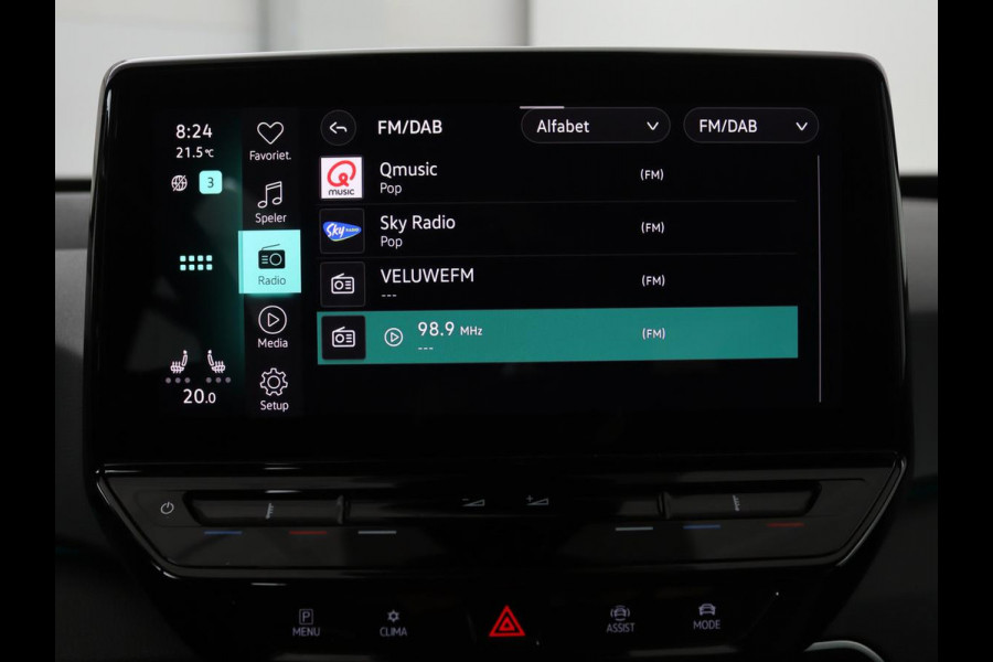 Volkswagen ID.3 Life 58 kWh | Stoel & Stuurverwarming | Adaptive cruise | Carplay | Navigatie | PDC | Climate control | Sfeerverlichting