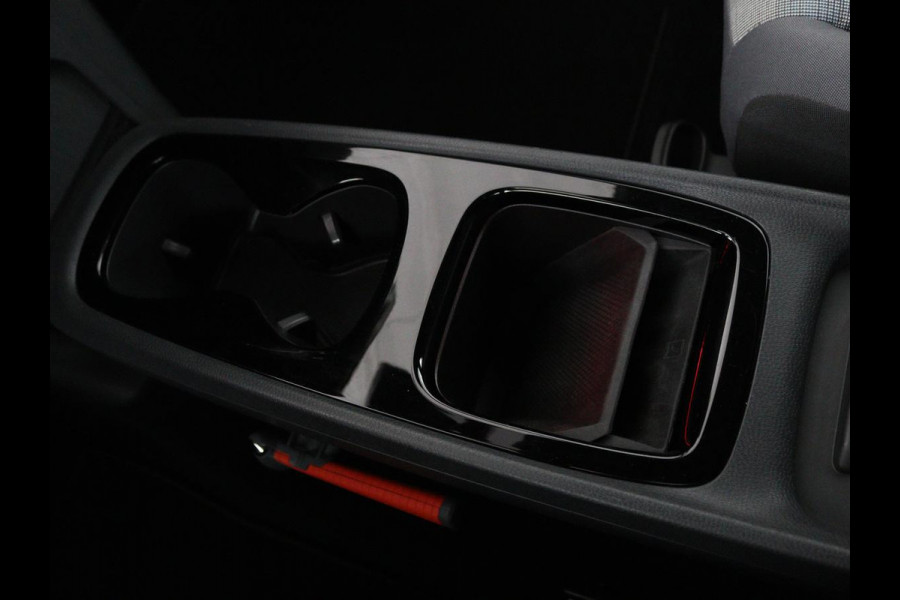 Volkswagen ID.3 Life 58 kWh | Stoel & Stuurverwarming | Adaptive cruise | Carplay | Navigatie | PDC | Climate control | Sfeerverlichting