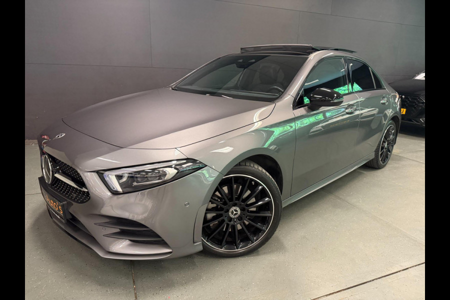 Mercedes-Benz A-Klasse 250 e AMG Line PANO/SFEERVERL/V-COCKPIT/DAB/CARPLAY/CAM///