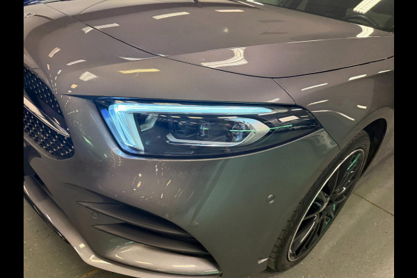 Mercedes-Benz A-Klasse 250 e AMG Line PANO/SFEERVERL/V-COCKPIT/DAB/CARPLAY/CAM///