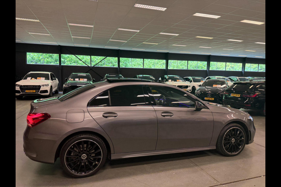 Mercedes-Benz A-Klasse 250 e AMG Line PANO/SFEERVERL/V-COCKPIT/DAB/CARPLAY/CAM///