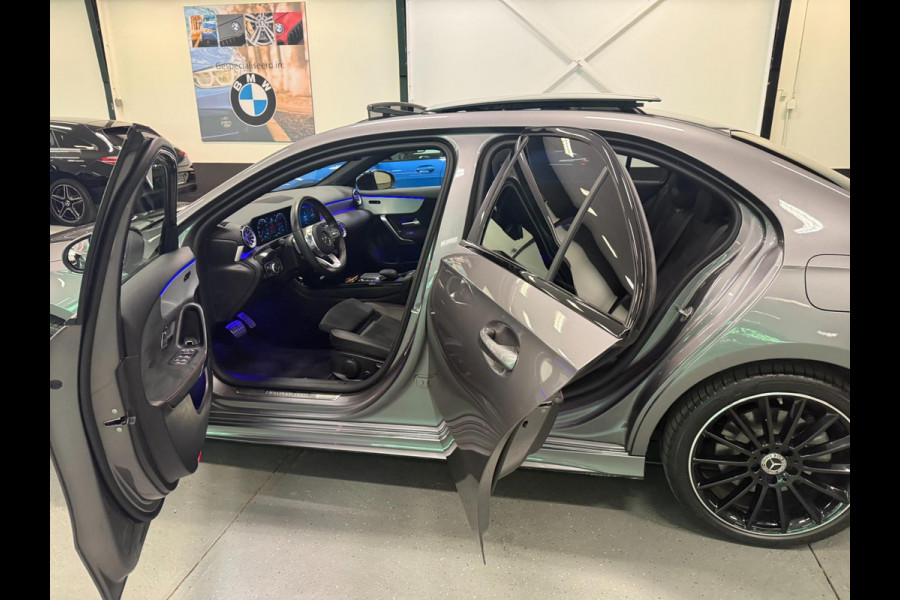Mercedes-Benz A-Klasse 250 e AMG Line PANO/SFEERVERL/V-COCKPIT/DAB/CARPLAY/CAM///