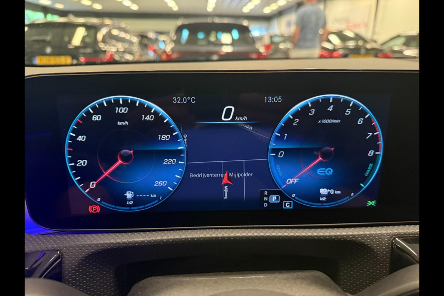 Mercedes-Benz A-Klasse 250 e AMG Line PANO/SFEERVERL/V-COCKPIT/DAB/CARPLAY/CAM///