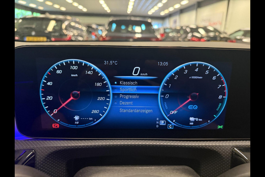 Mercedes-Benz A-Klasse 250 e AMG Line PANO/SFEERVERL/V-COCKPIT/DAB/CARPLAY/CAM///