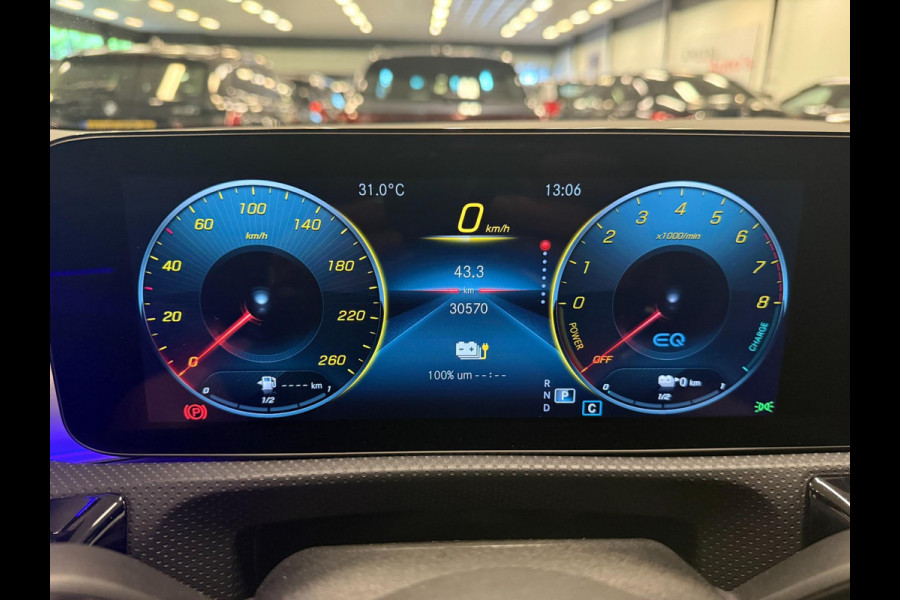 Mercedes-Benz A-Klasse 250 e AMG Line PANO/SFEERVERL/V-COCKPIT/DAB/CARPLAY/CAM///
