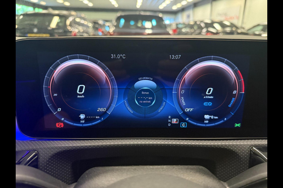Mercedes-Benz A-Klasse 250 e AMG Line PANO/SFEERVERL/V-COCKPIT/DAB/CARPLAY/CAM///