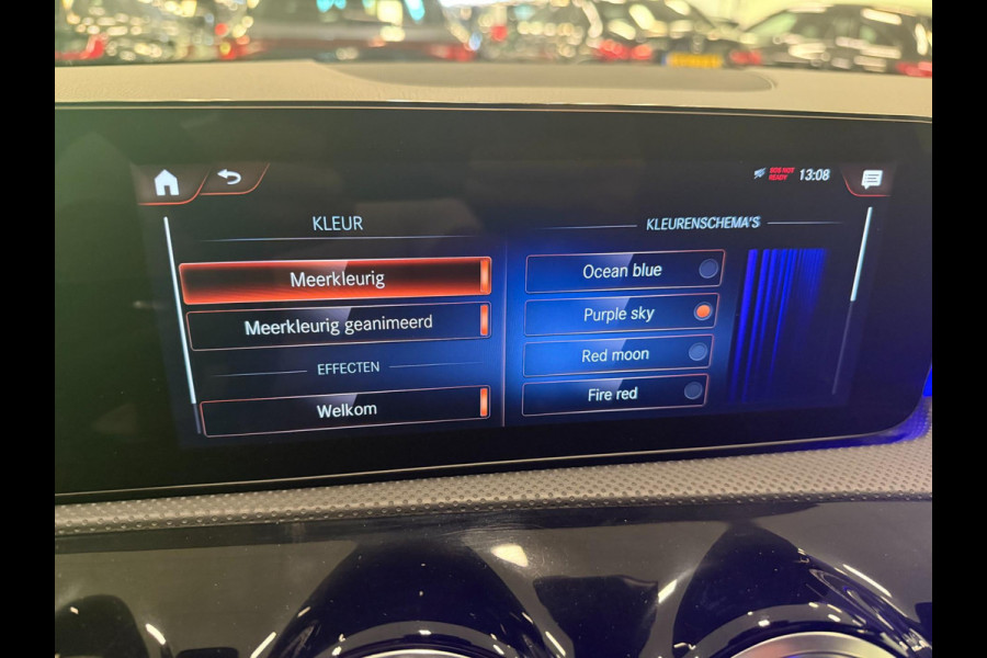 Mercedes-Benz A-Klasse 250 e AMG Line PANO/SFEERVERL/V-COCKPIT/DAB/CARPLAY/CAM///
