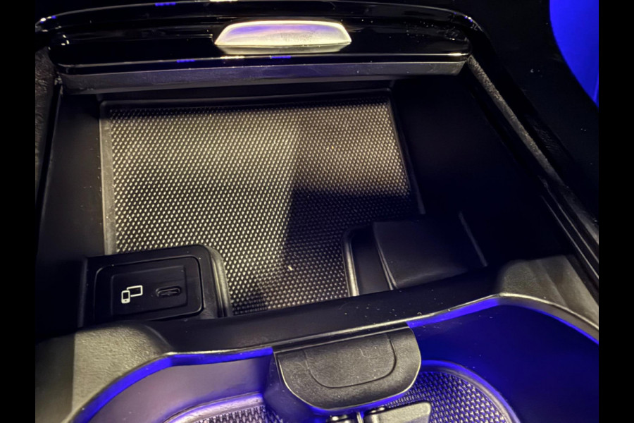Mercedes-Benz A-Klasse 250 e AMG Line PANO/SFEERVERL/V-COCKPIT/DAB/CARPLAY/CAM///