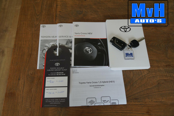 Toyota Yaris Cross 1.5 Hybrid Active|STUUR\STOEL.VERW|CAMERA