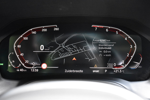 BMW 2 Serie Coupe 220i High Executive M Sport | Schuif-/Kanteldak | 19'' Velgen | Elektrisch vers. Stoelen + Memory | Camera | CarPlay |
