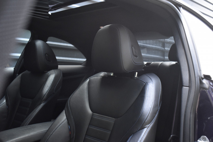 BMW 2 Serie Coupe 220i High Executive M Sport | Schuif-/Kanteldak | 19'' Velgen | Elektrisch vers. Stoelen + Memory | Camera | CarPlay |