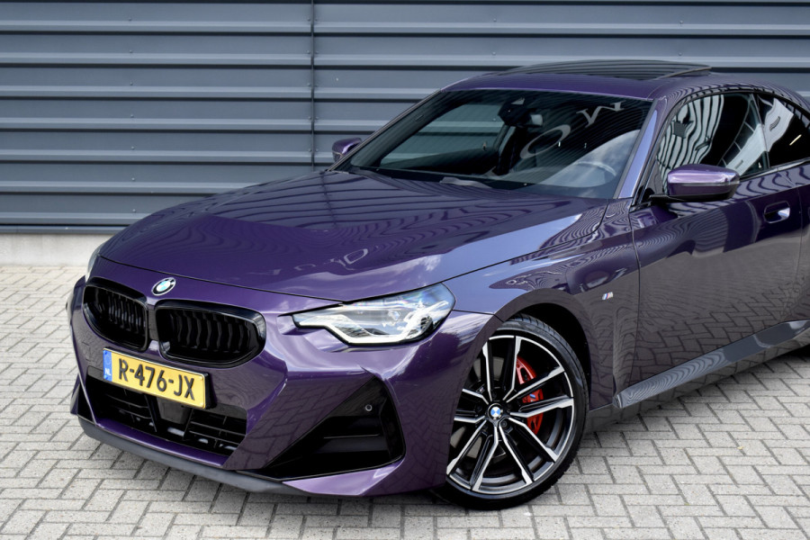 BMW 2 Serie Coupe 220i High Executive M Sport | Schuif-/Kanteldak | 19'' Velgen | Elektrisch vers. Stoelen + Memory | Camera | CarPlay |