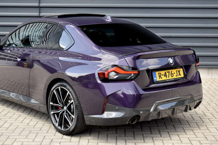BMW 2 Serie Coupe 220i High Executive M Sport | Schuif-/Kanteldak | 19'' Velgen | Elektrisch vers. Stoelen + Memory | Camera | CarPlay |