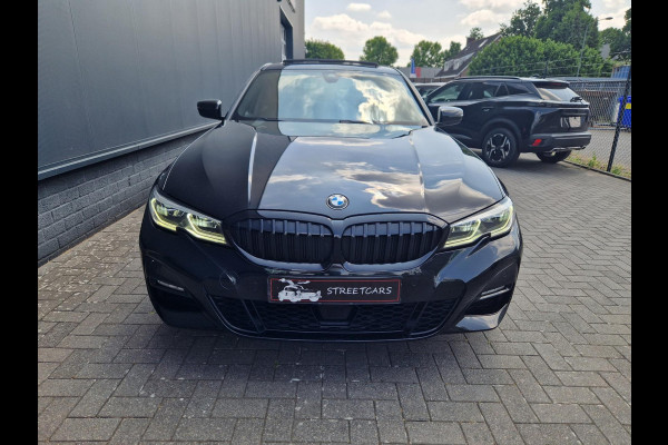 BMW 3-serie 330e M Sport /Laser /Schuifdak /Deal ond /Nap /Garantie