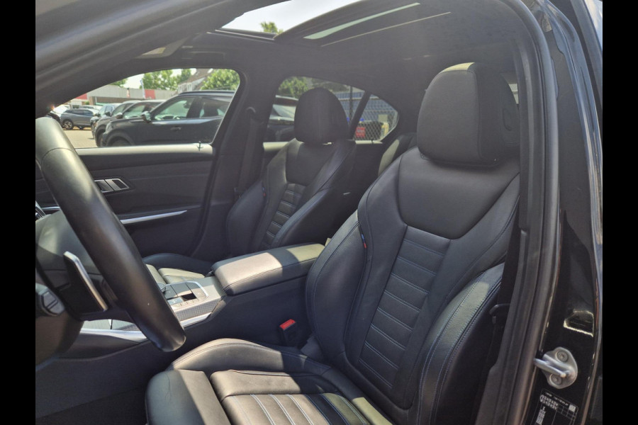 BMW 3-serie 330e M Sport /Laser /Schuifdak /Deal ond /Nap /Garantie