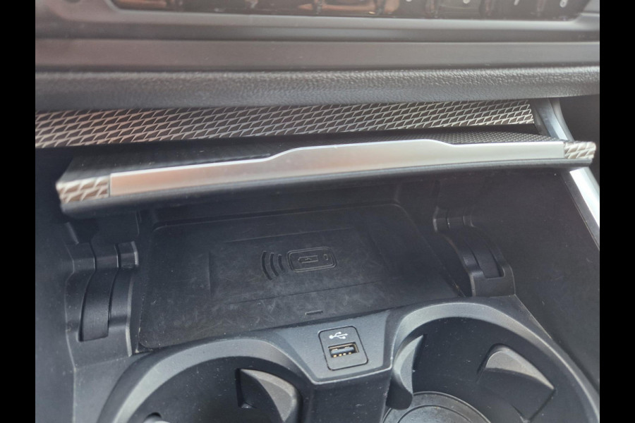 BMW 3-serie 330e M Sport /Laser /Schuifdak /Deal ond /Nap /Garantie