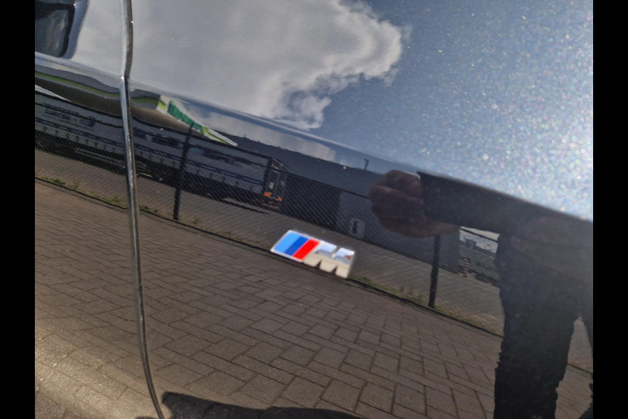 BMW 3-serie 330e M Sport /Laser /Schuifdak /Deal ond /Nap /Garantie